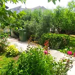 Apartment Trubi 2 *
