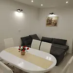 Apartment Trubi 2