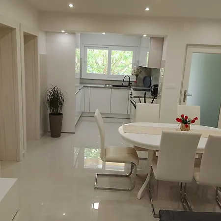 Appartement Trubi 2 Vodice